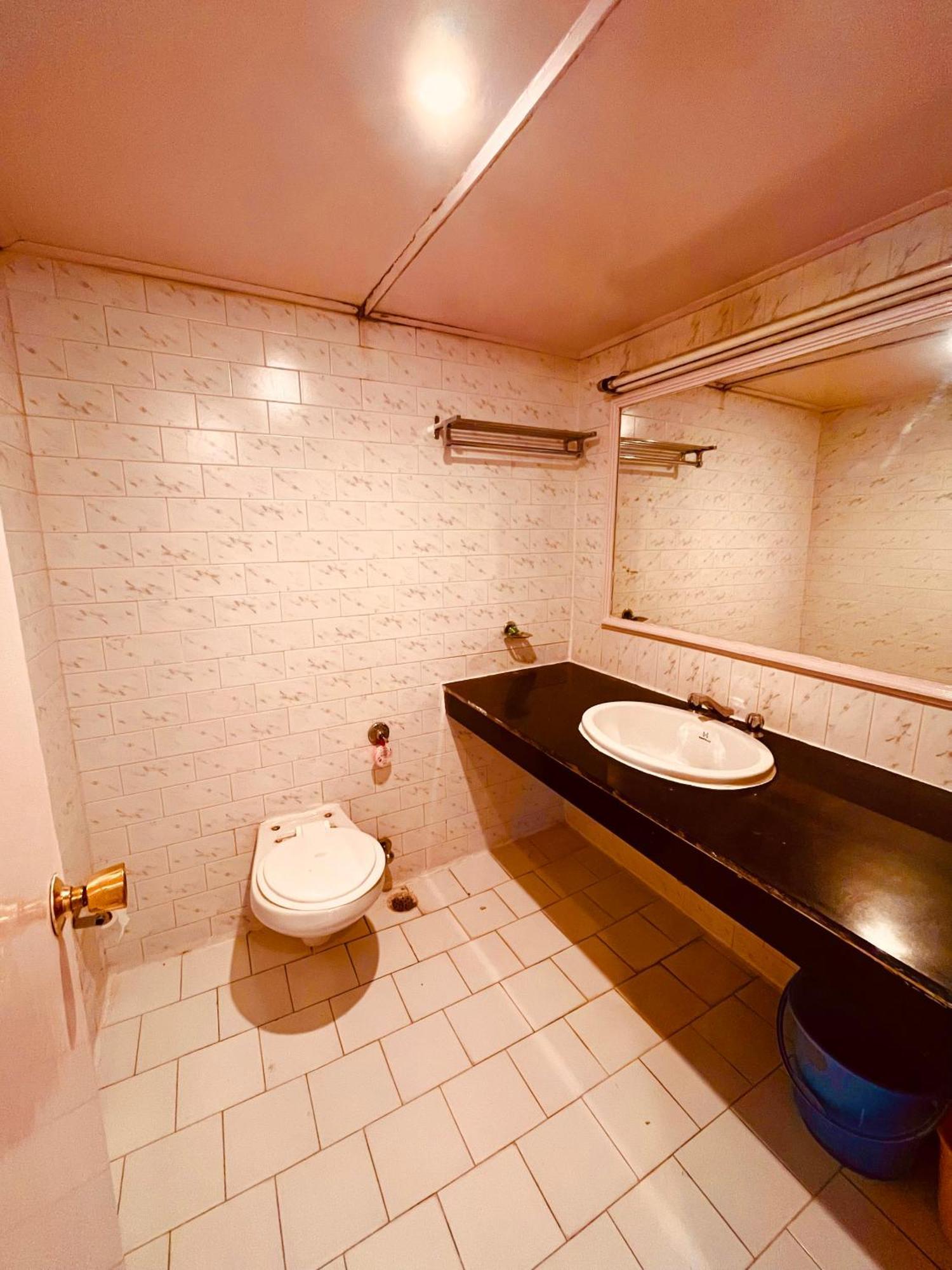 Sagar Resort !! Mountain View ! Luxury Stay ! Family Resort ! Private Parking ! Near Mall Road Manāli Kültér fotó